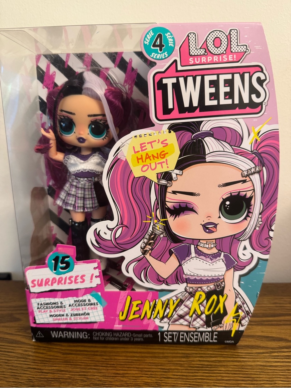 Tweens Series 4 Jenny Rox Doll NIB Excellent Gift